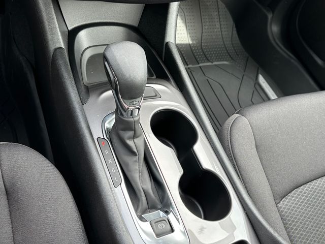 Vehicle image 22 of 31