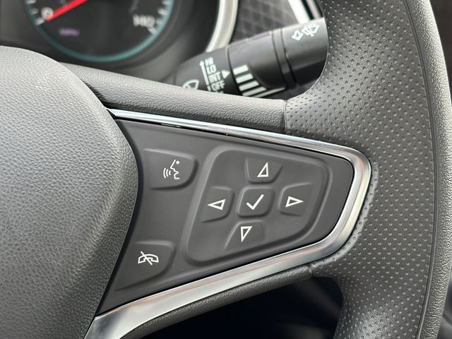 Vehicle image 27 of 31