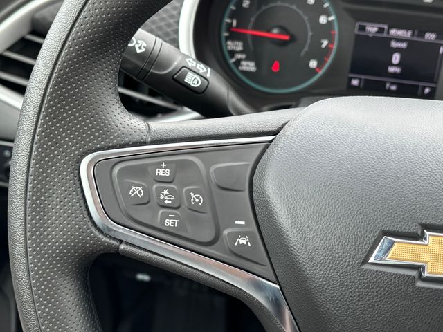 Vehicle image 27 of 33