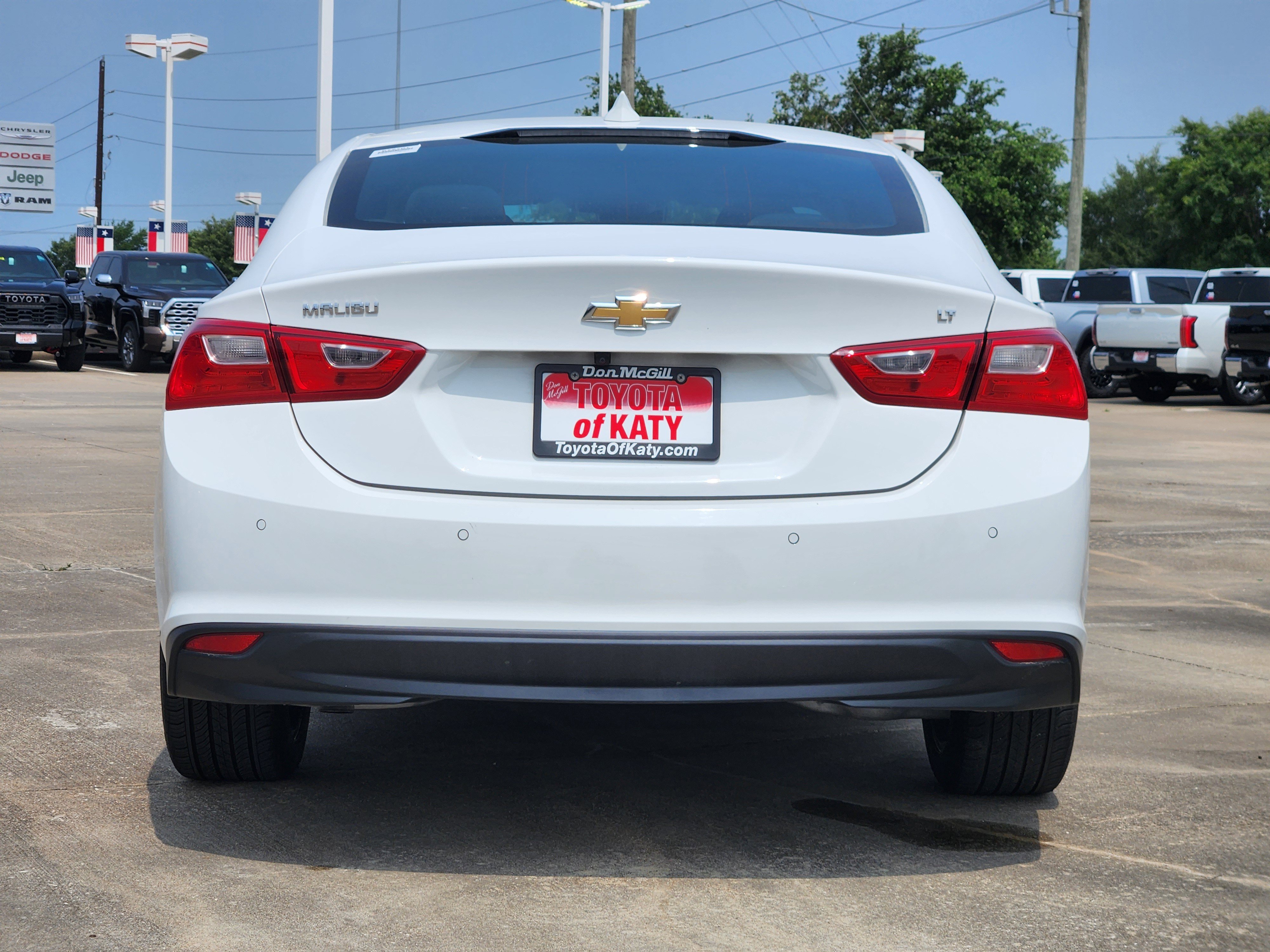 Vehicle image 7 of 33