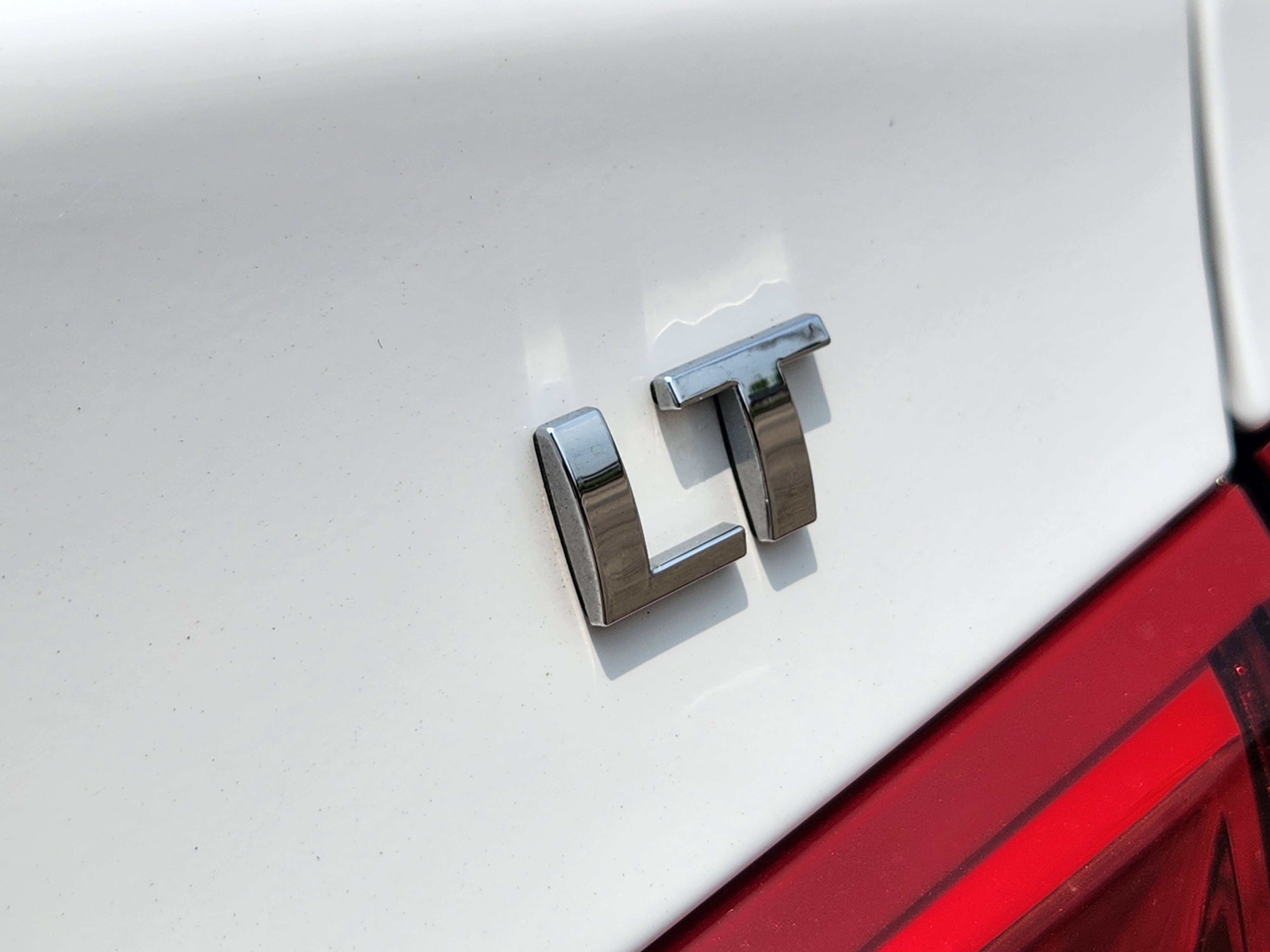 Vehicle image 12 of 33