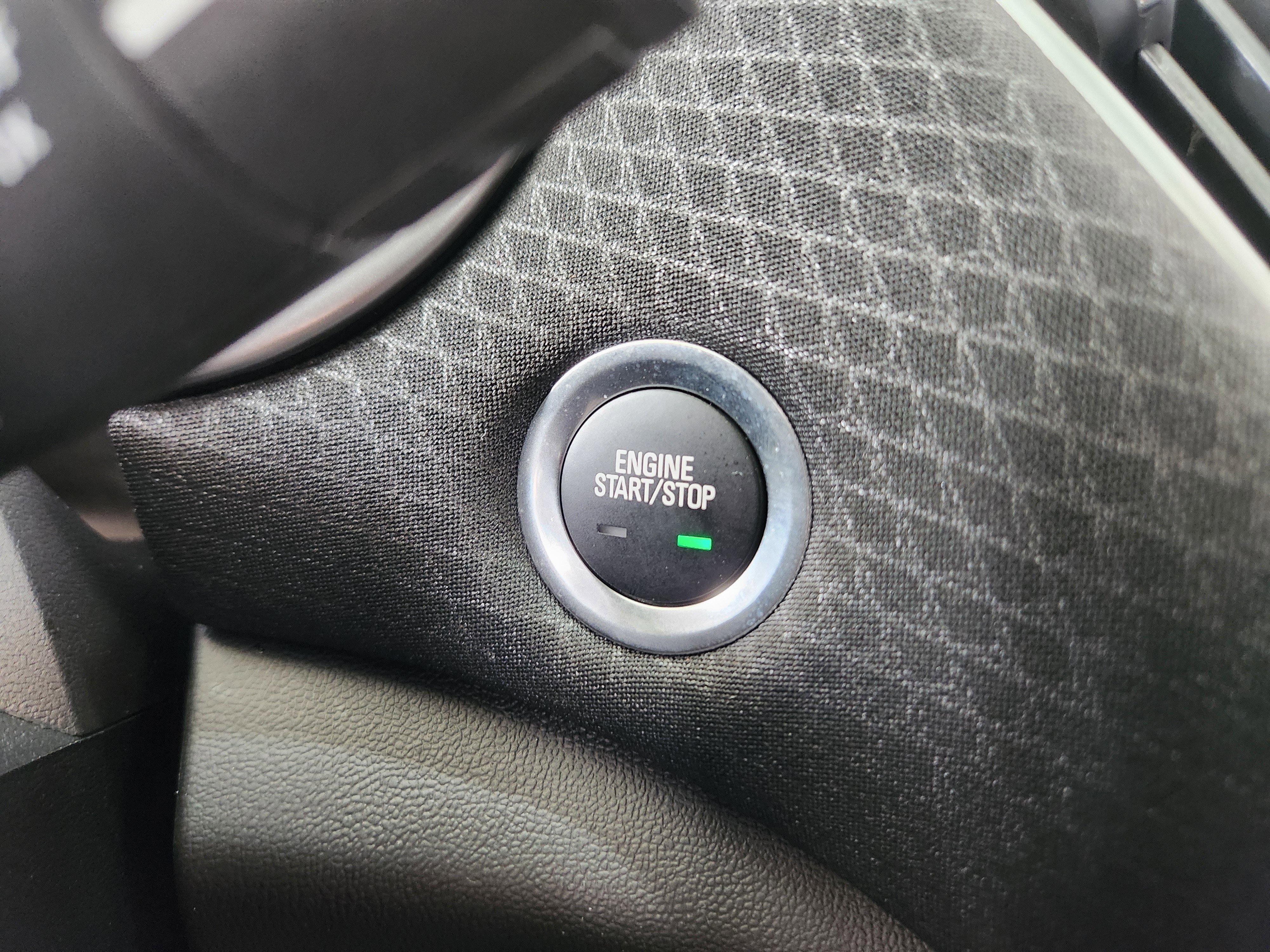 Vehicle image 20 of 33