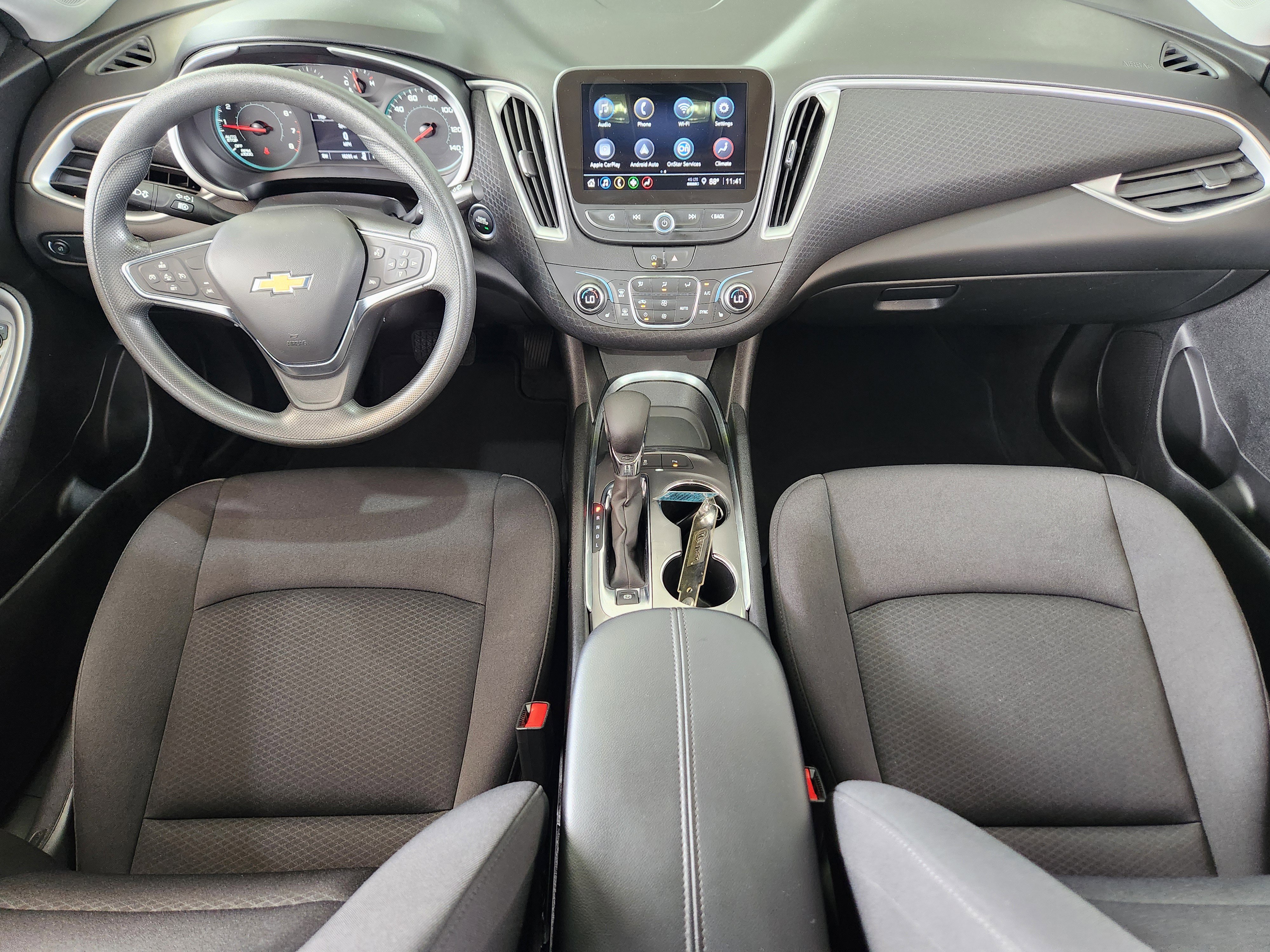 Vehicle image 26 of 33