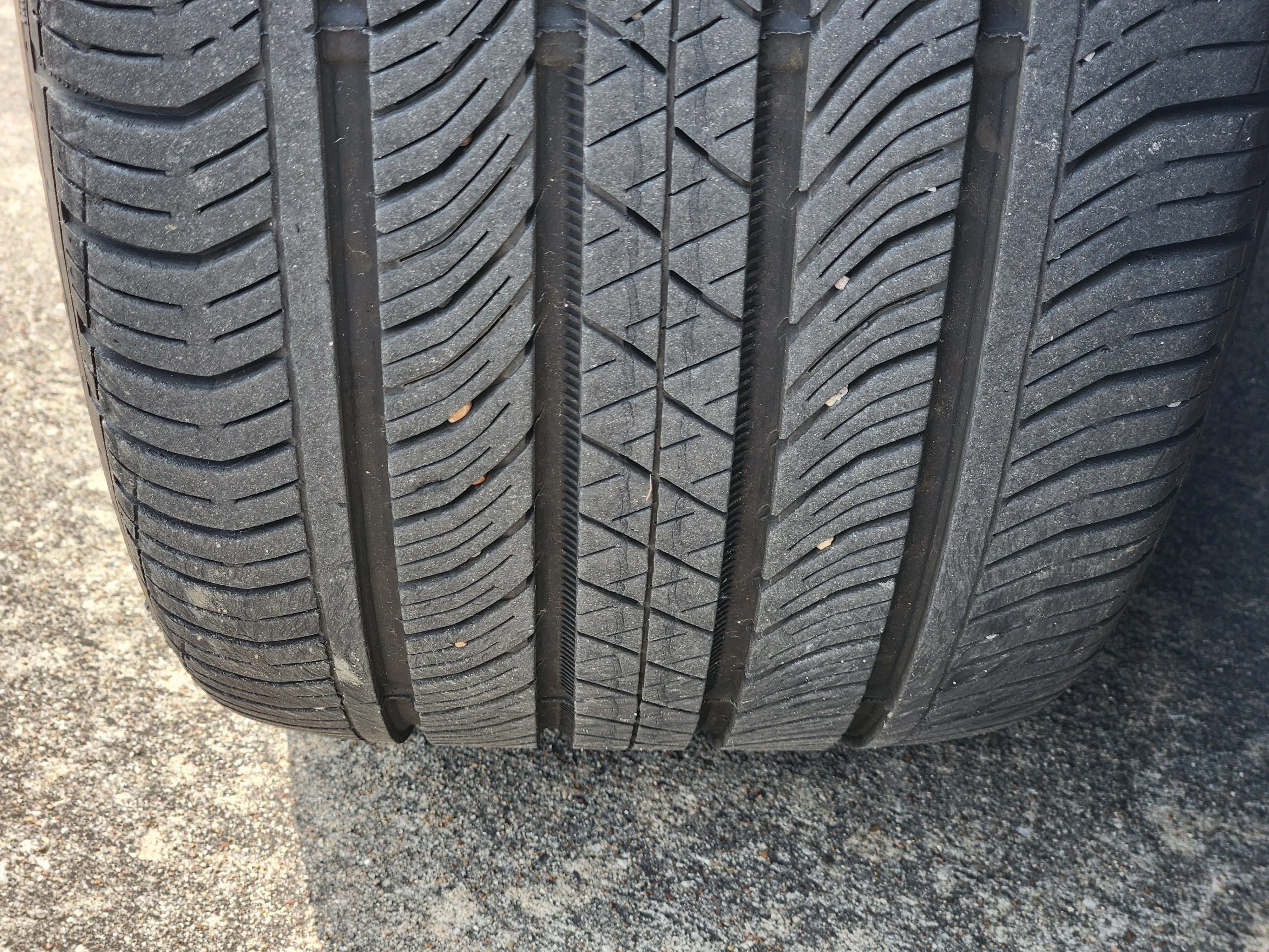 Vehicle image 11 of 33