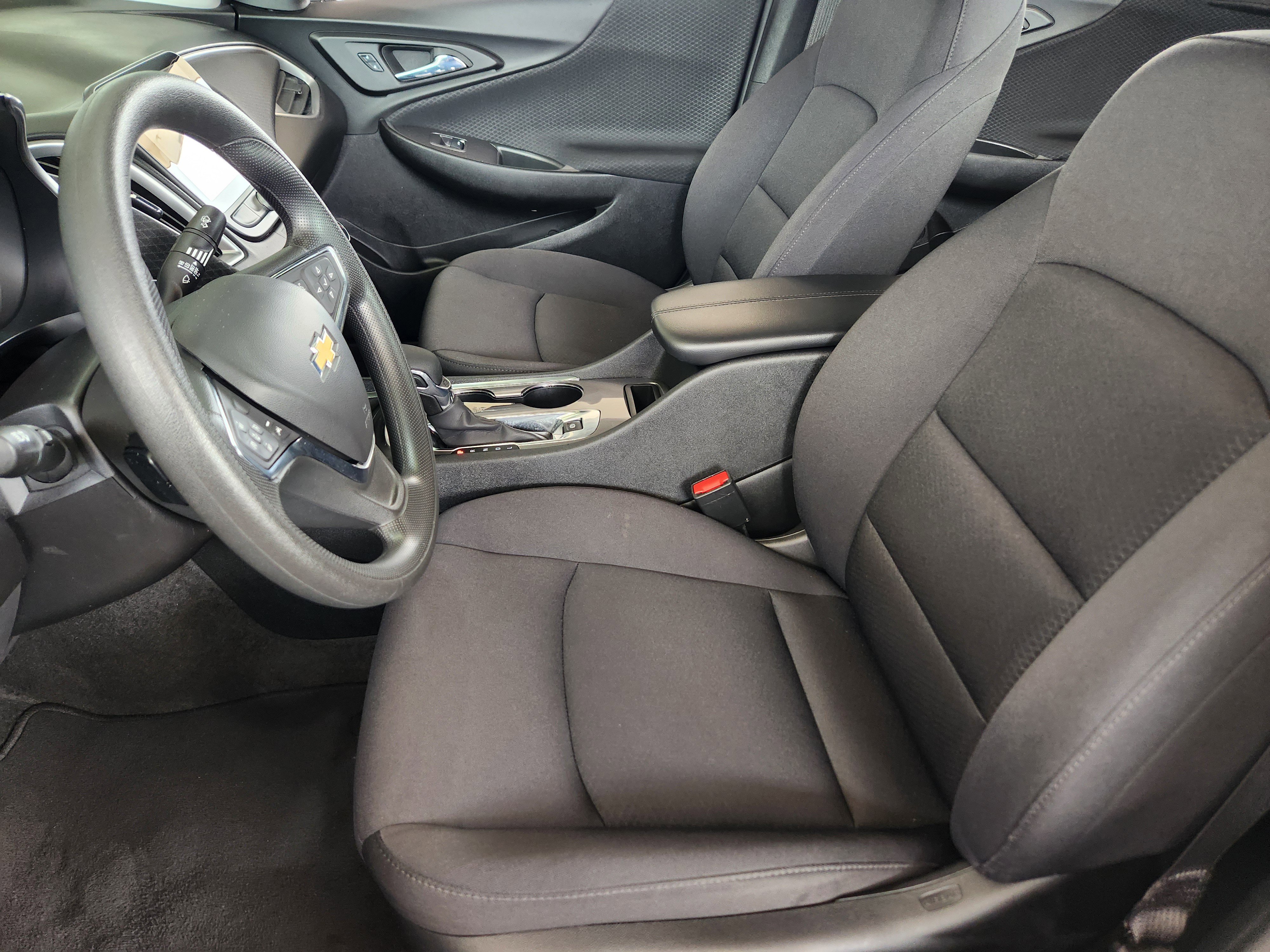 Vehicle image 13 of 33