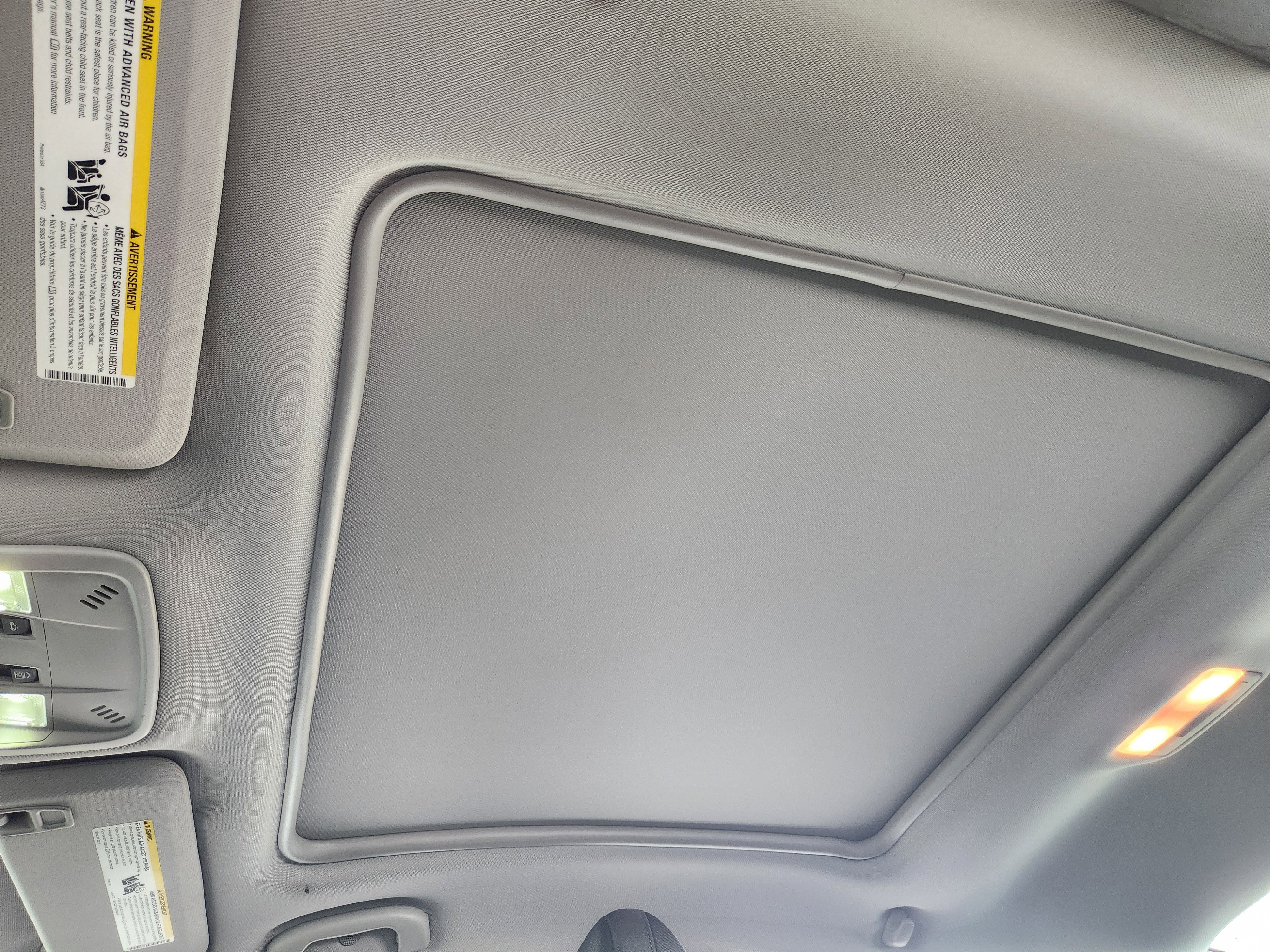 Vehicle image 25 of 33