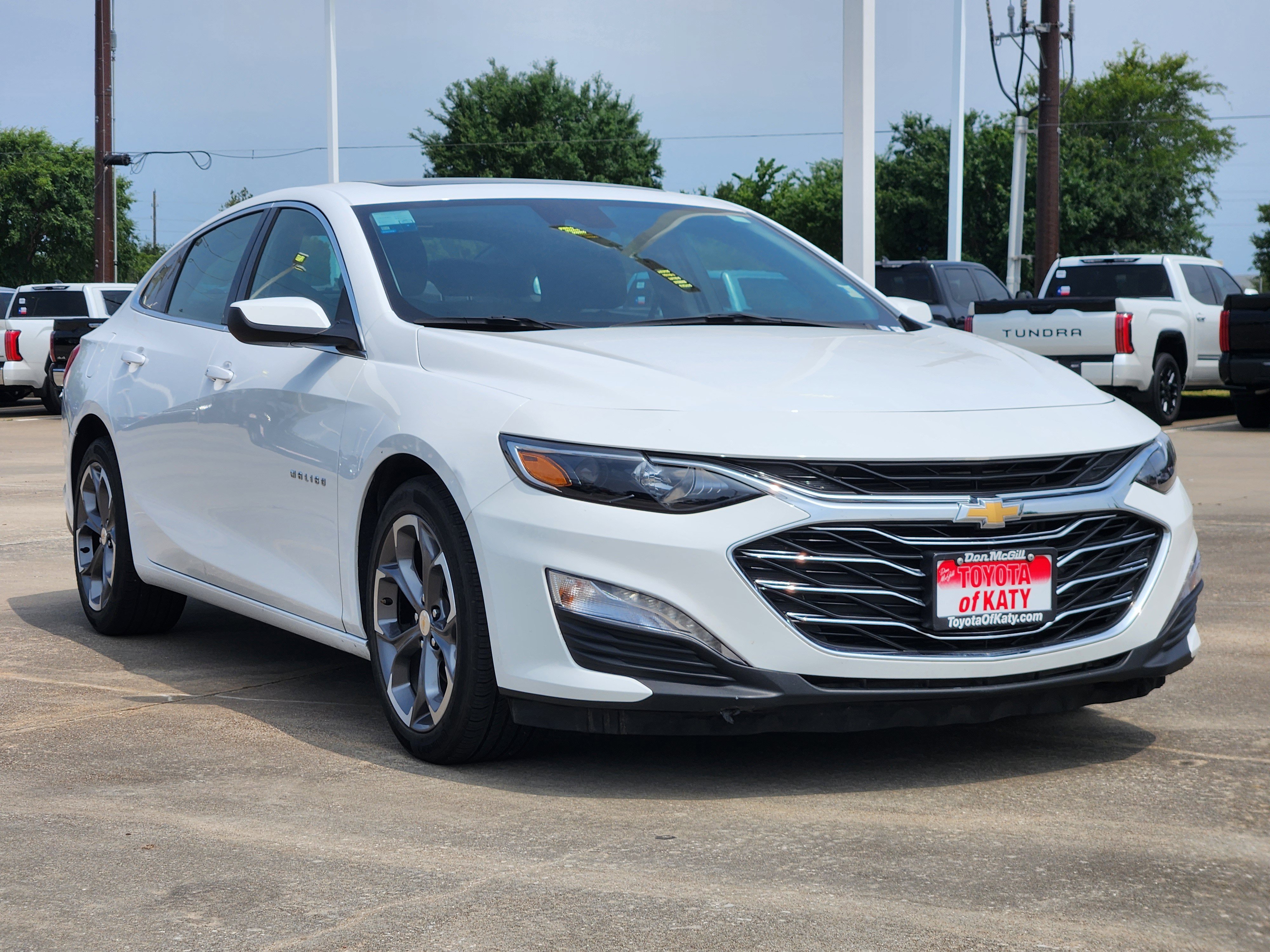 Vehicle image 3 of 33