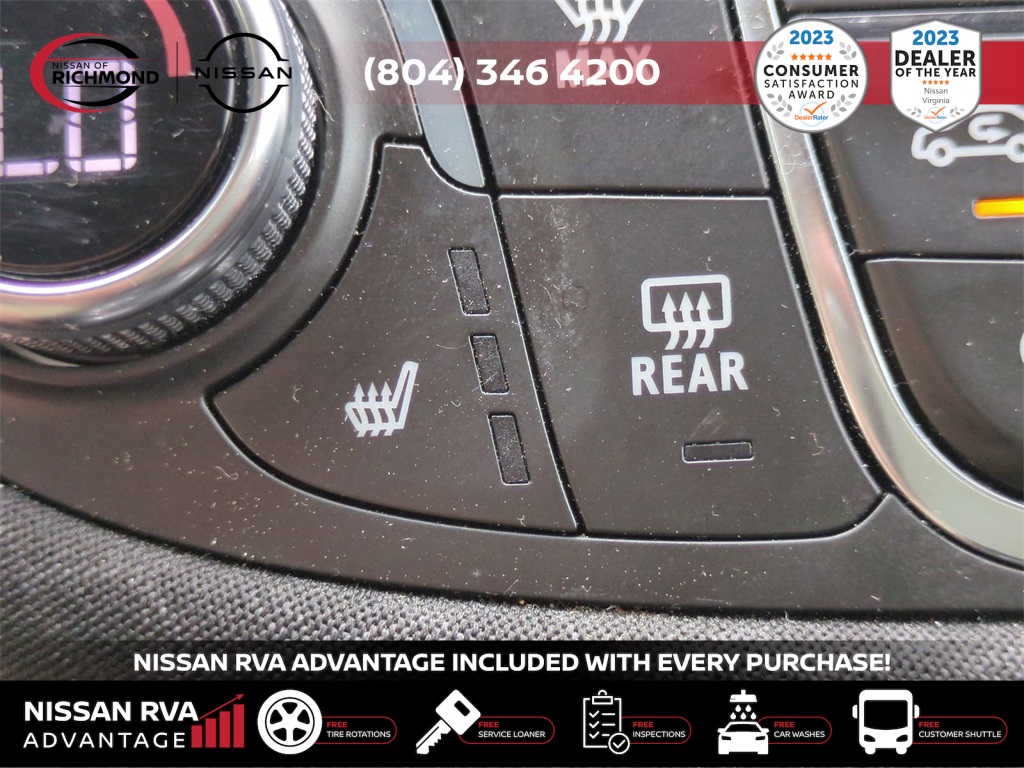 Vehicle image 22 of 28