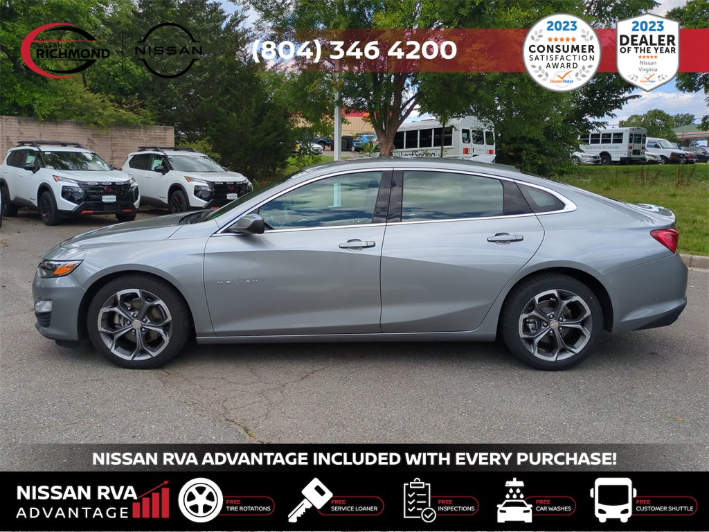 Vehicle image 9 of 28