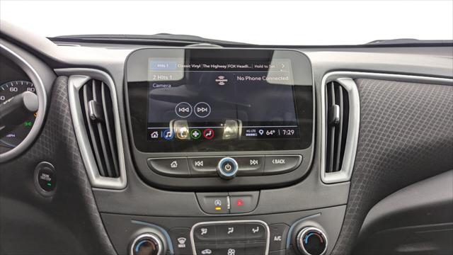 2024 Chevrolet Malibu LT Image 17 of 27