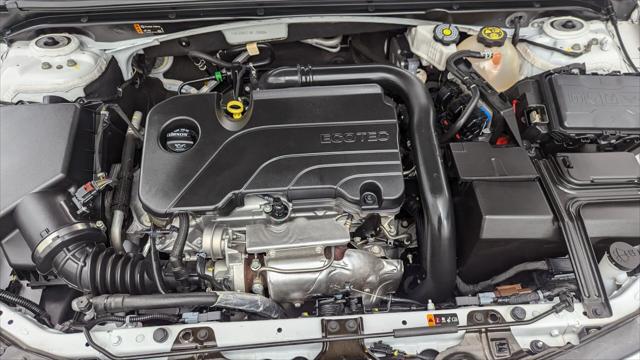 2024 Chevrolet Malibu LT Image 10 of 27