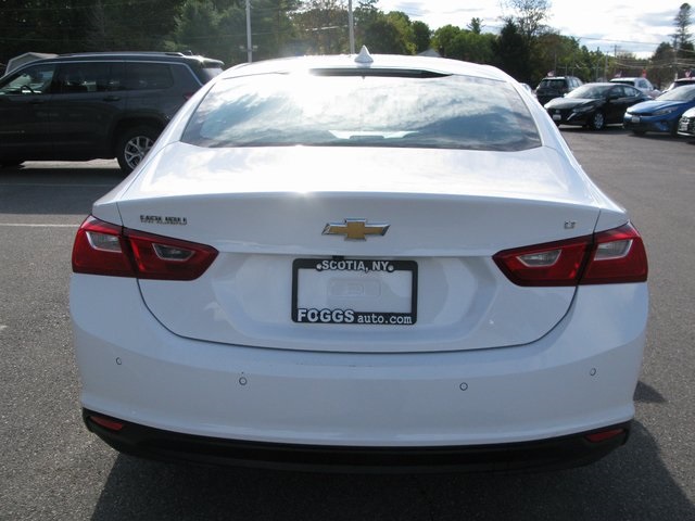 2024 Chevrolet Malibu LT Image 6 of 22