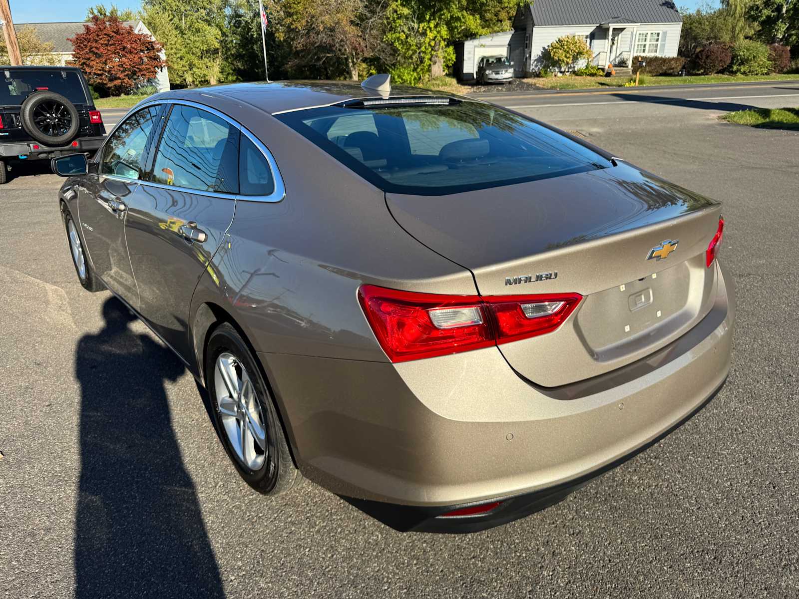 2024 Chevrolet Malibu LT Image 5 of 28