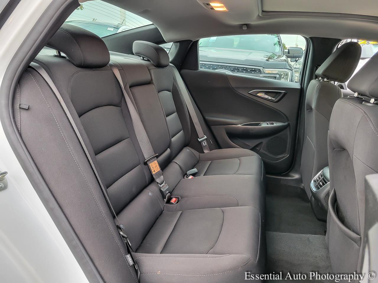 2024 Chevrolet Malibu LT Image 9 of 35