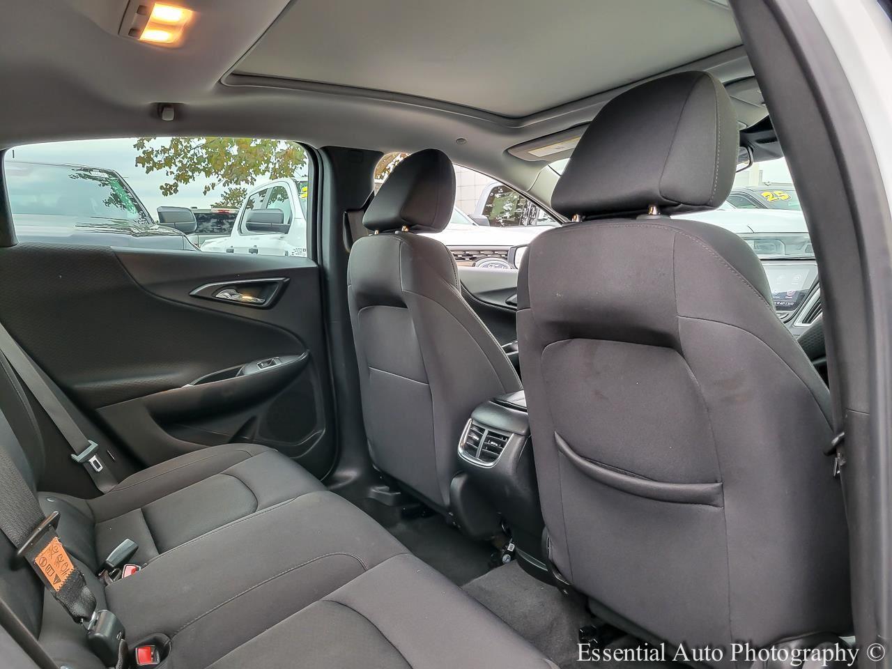 2024 Chevrolet Malibu LT Image 12 of 35