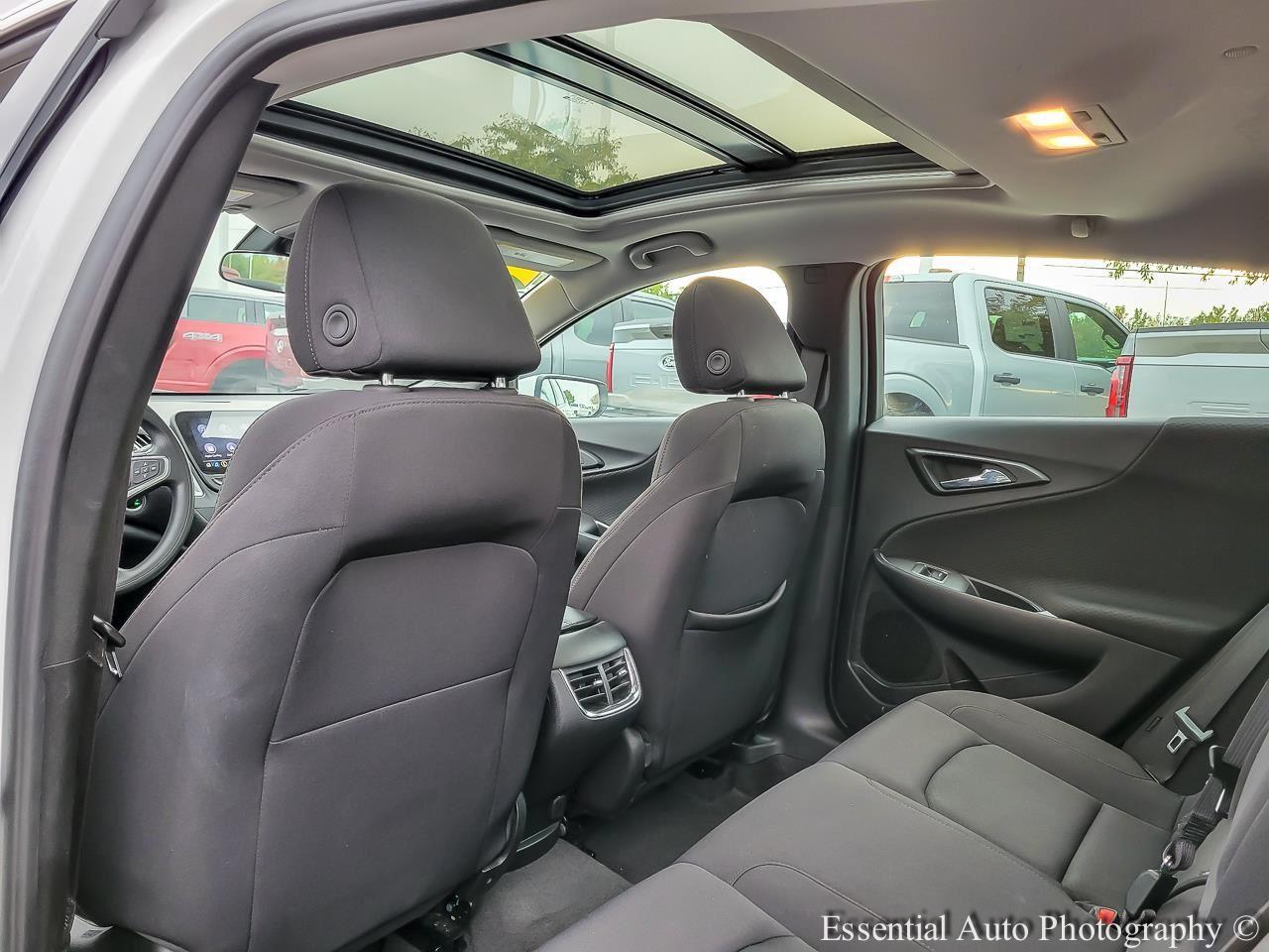 2024 Chevrolet Malibu LT Image 14 of 35