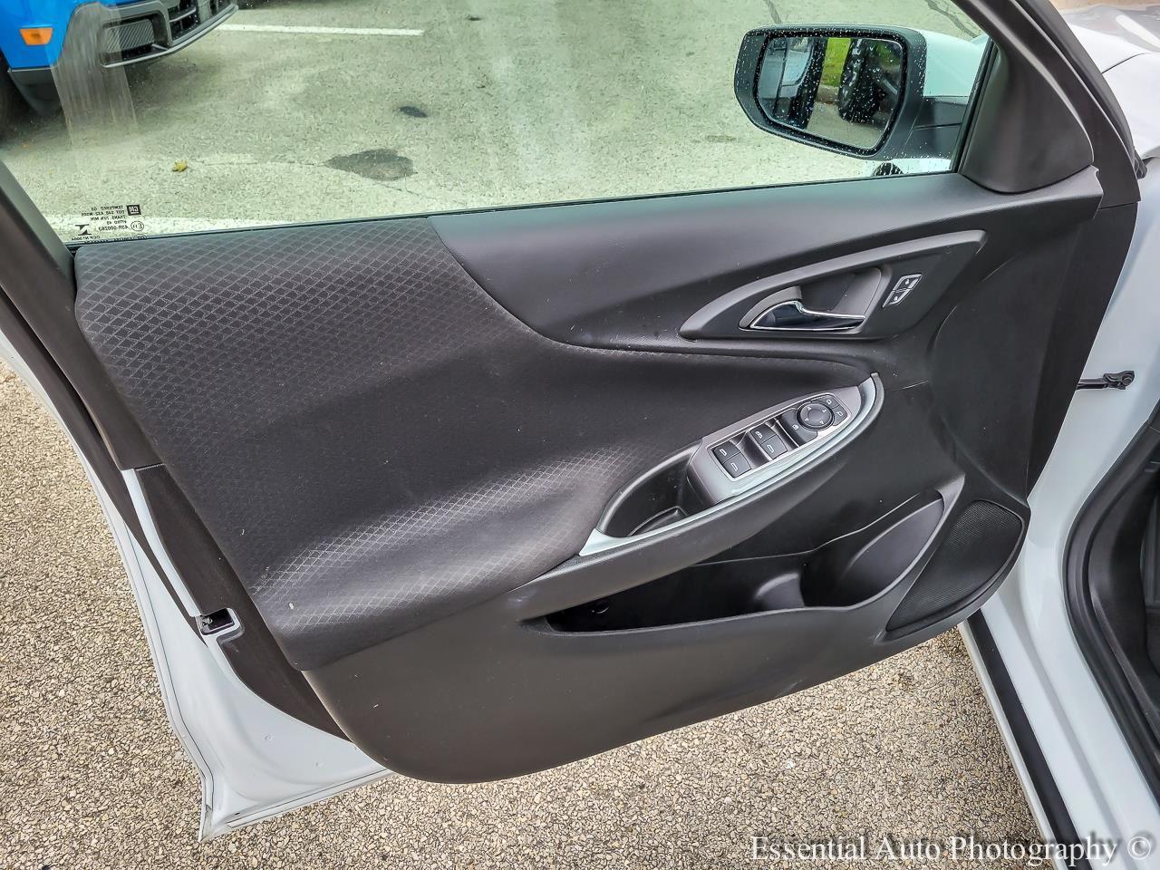 2024 Chevrolet Malibu LT Image 25 of 35