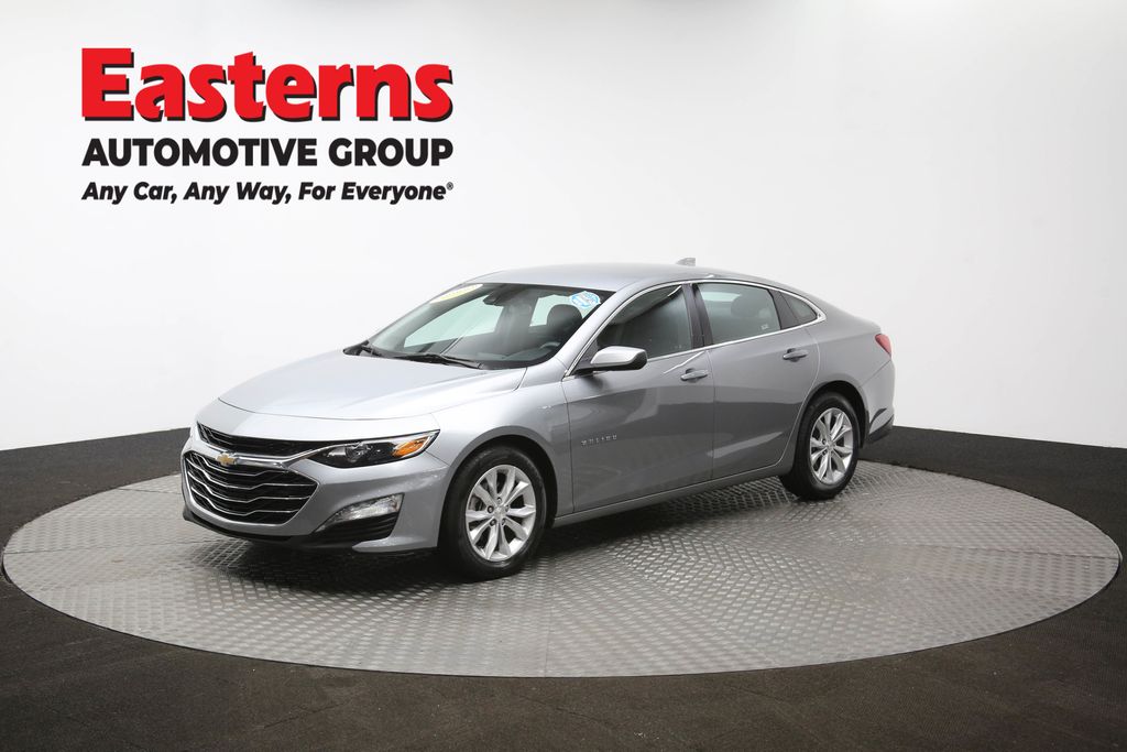 2024 Chevrolet Malibu LT Image 3 of 65