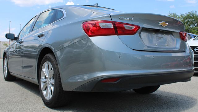 Vehicle image 4 of 22