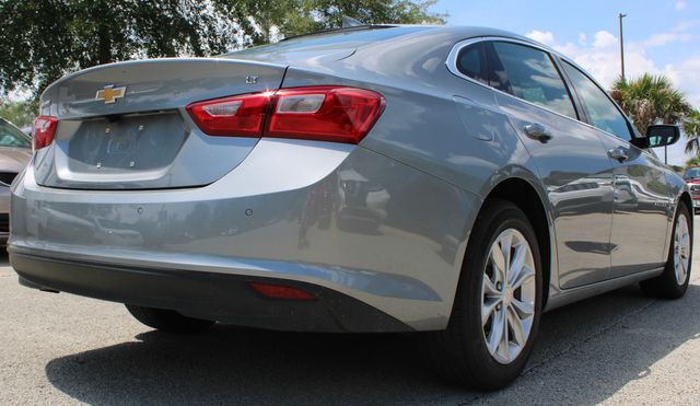 Vehicle image 3 of 22