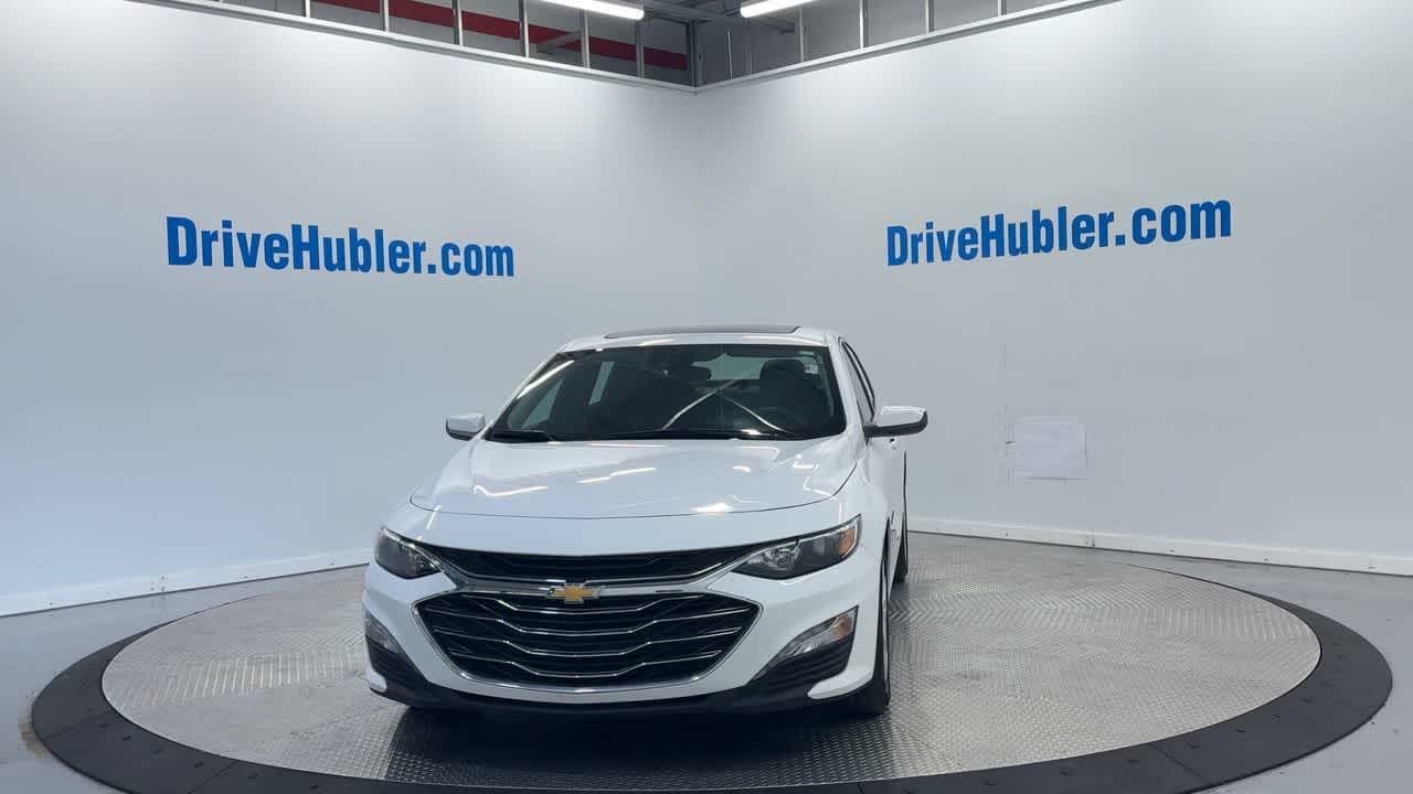 2024 Chevrolet Malibu LT Image 4 of 43