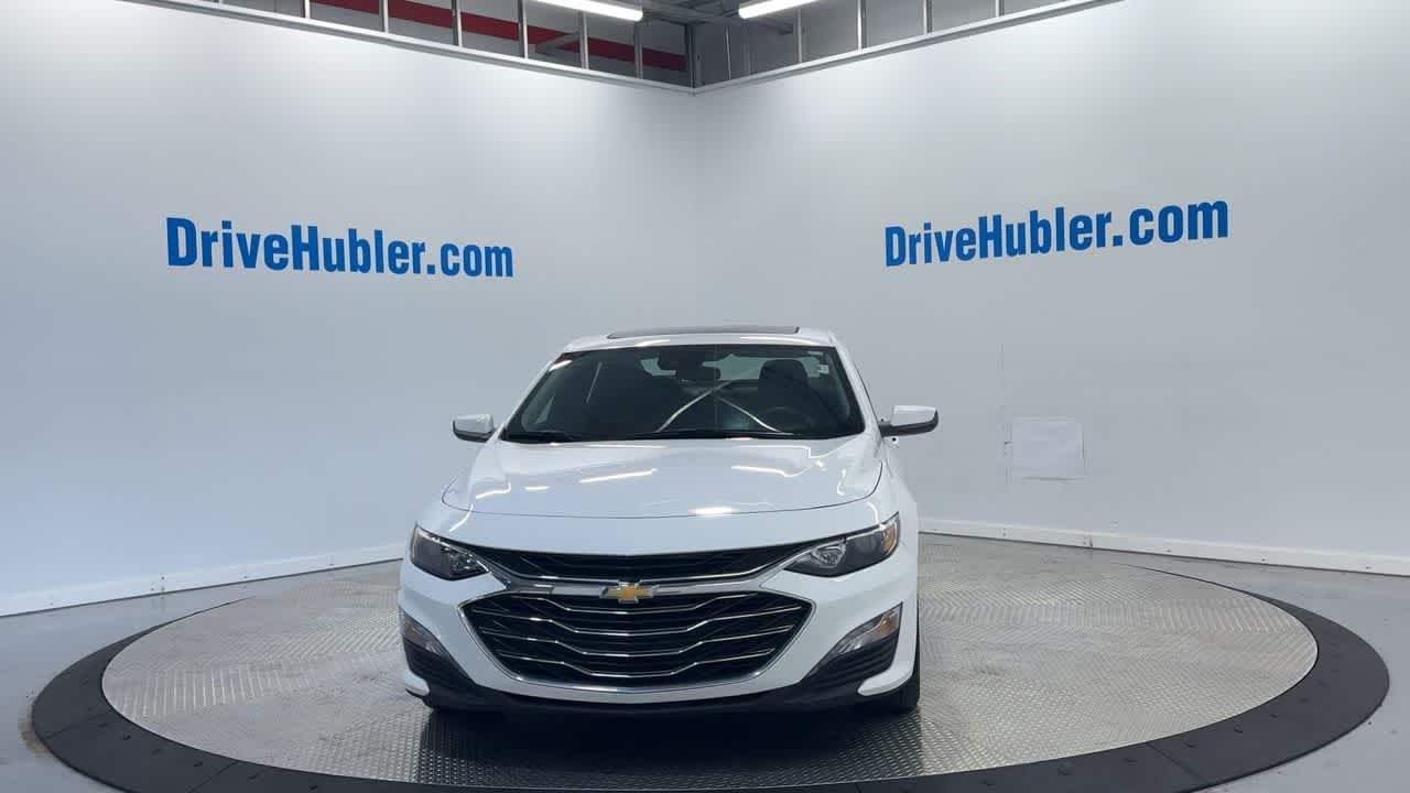 2024 Chevrolet Malibu LT Image 3 of 43