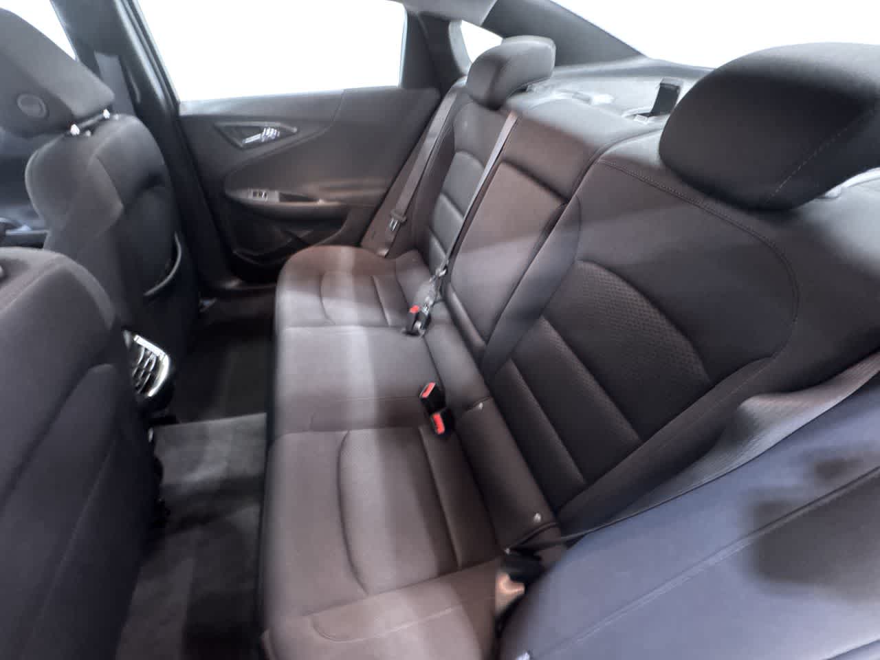 2024 Chevrolet Malibu LT Image 13 of 43