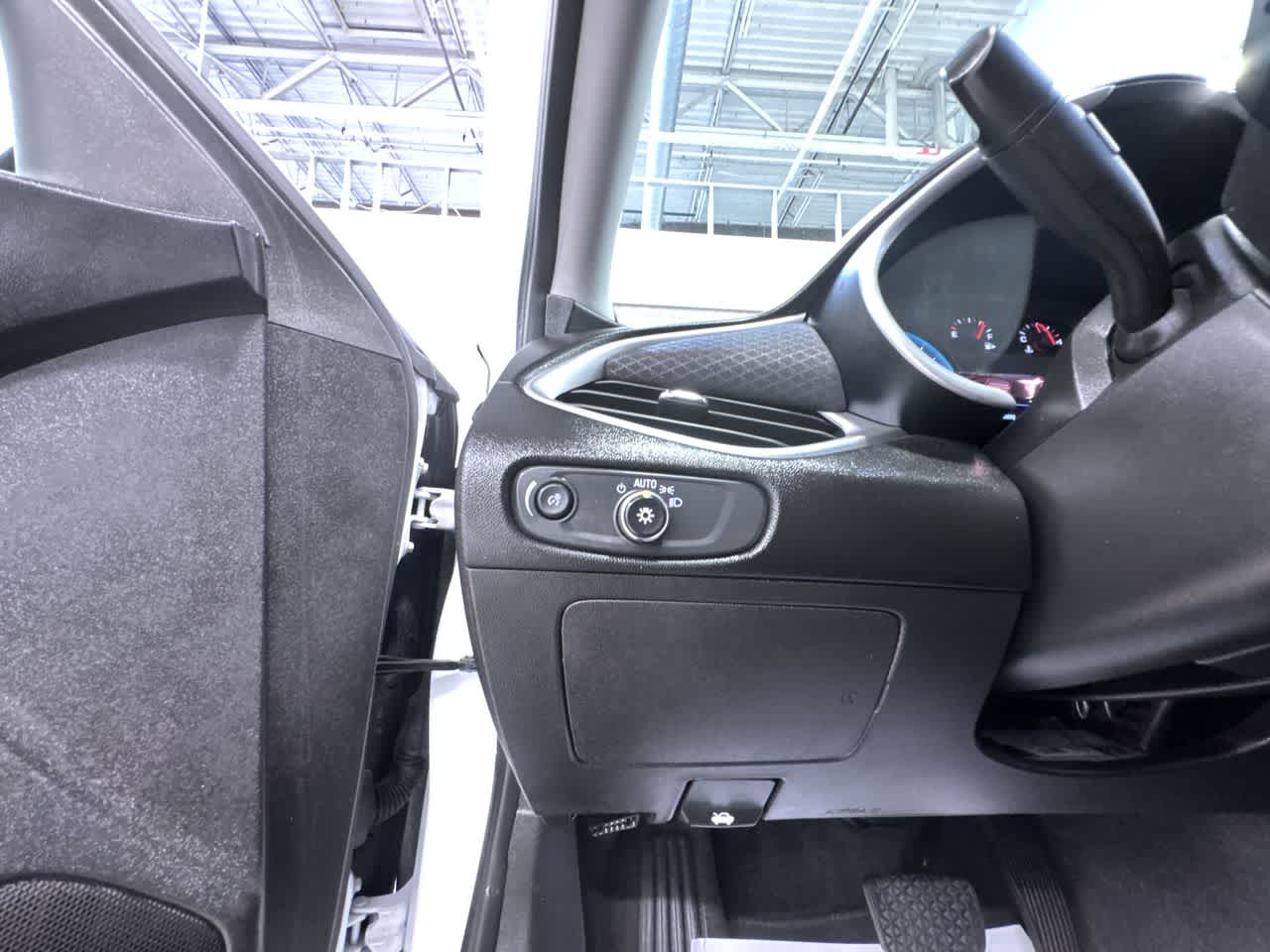 2024 Chevrolet Malibu LT Image 42 of 43