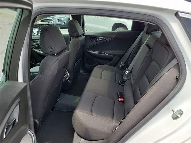 2024 Chevrolet Malibu LT Image 5 of 11
