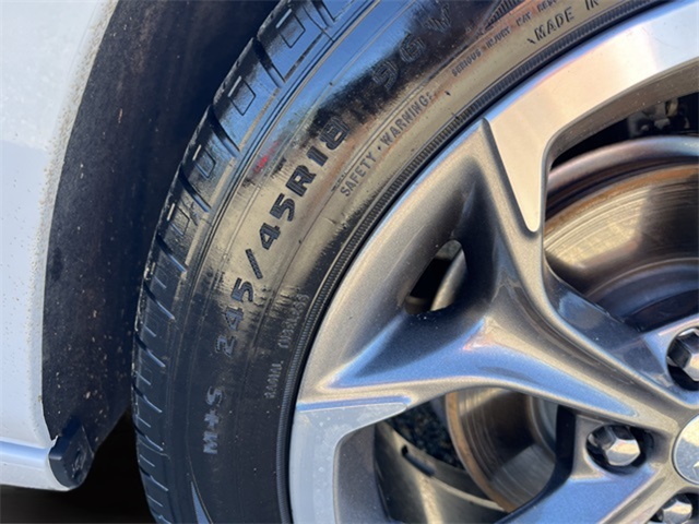 2024 Chevrolet Malibu LT Image 11 of 33