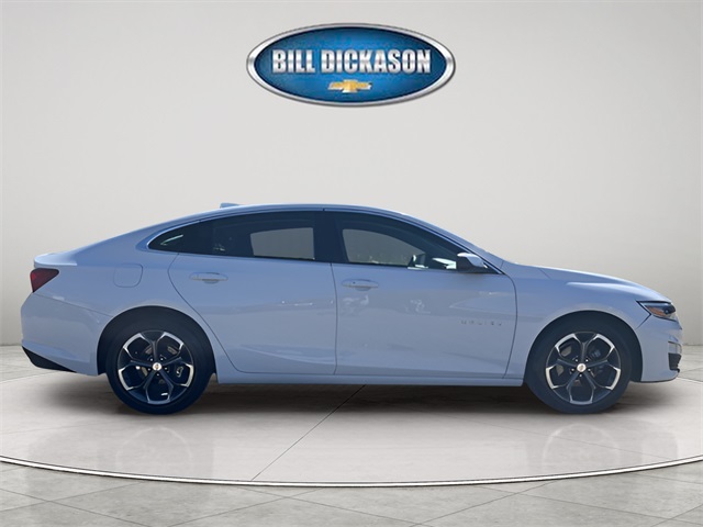 2024 Chevrolet Malibu LT Image 4 of 33