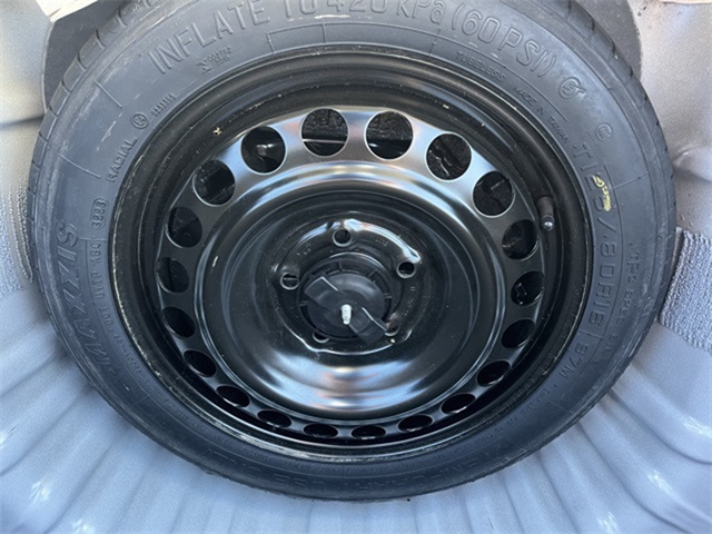 2024 Chevrolet Malibu LT Image 10 of 33