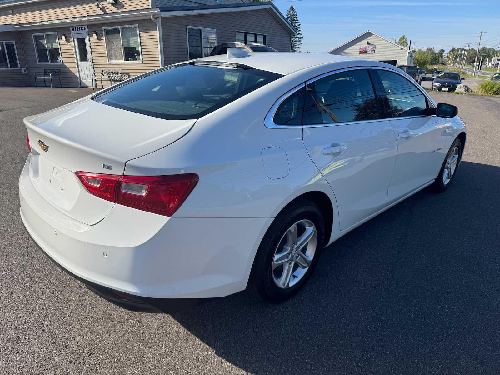 2024 Chevrolet Malibu LT Image 5 of 26