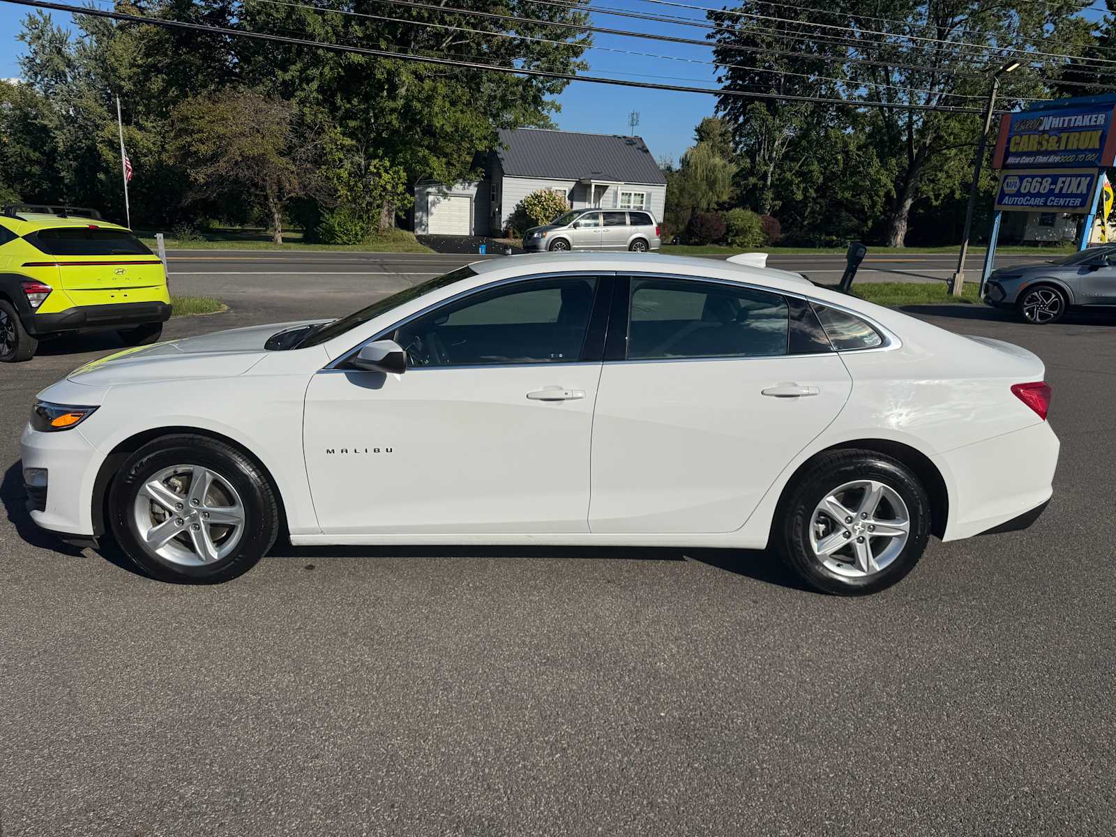2024 Chevrolet Malibu LT Image 8 of 26