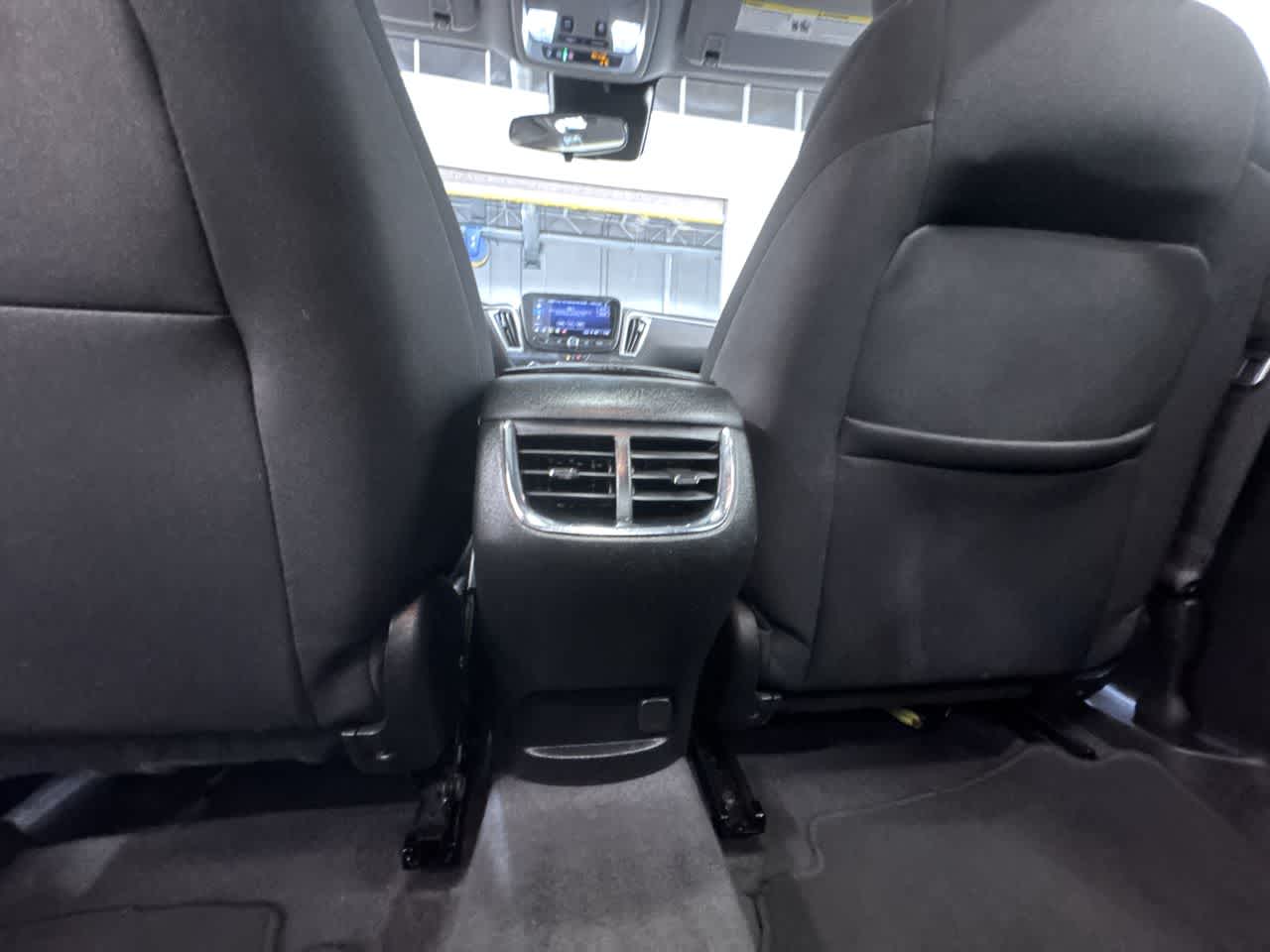 2024 Chevrolet Malibu LT Image 18 of 42