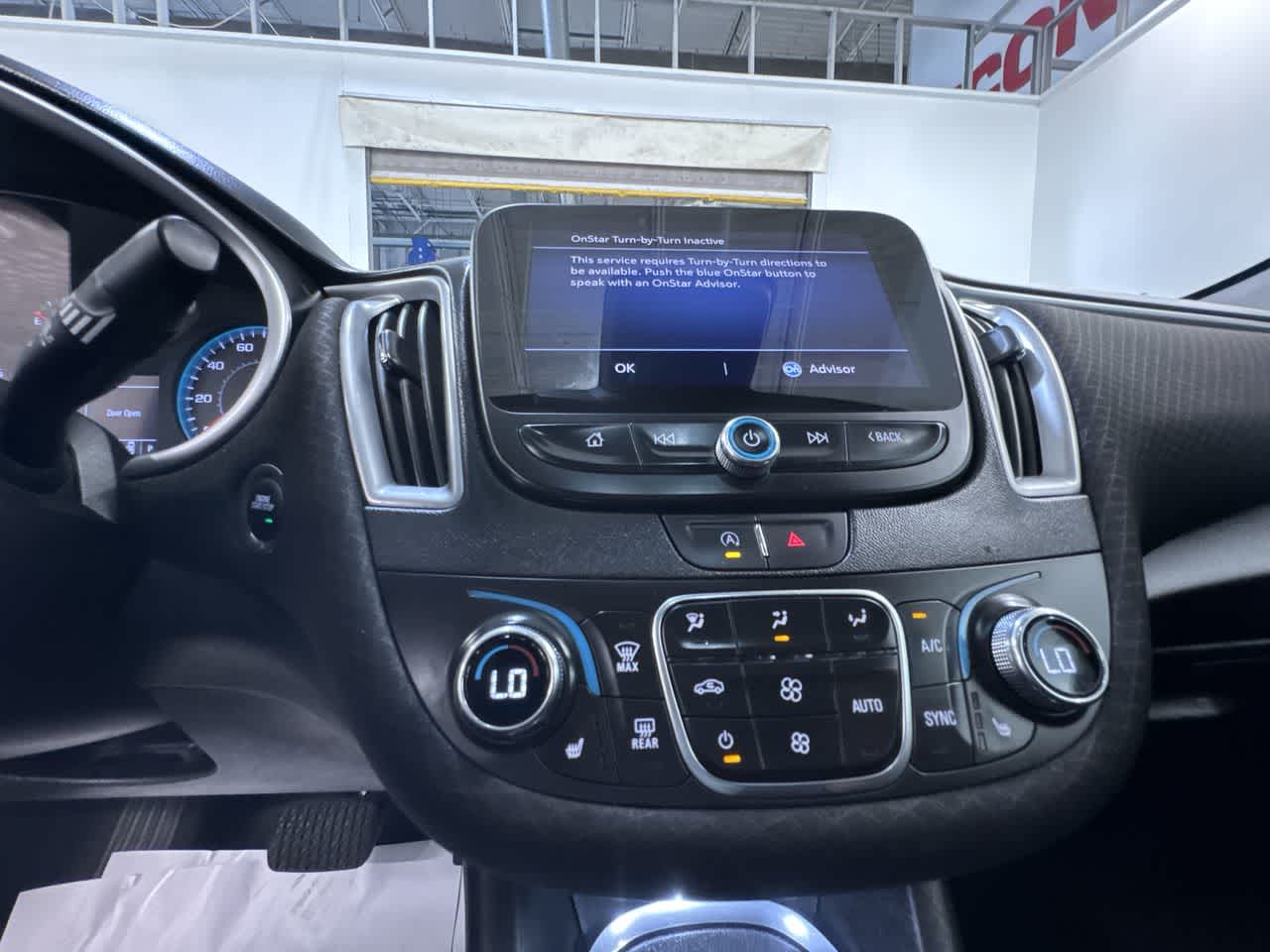 2024 Chevrolet Malibu LT Image 28 of 42