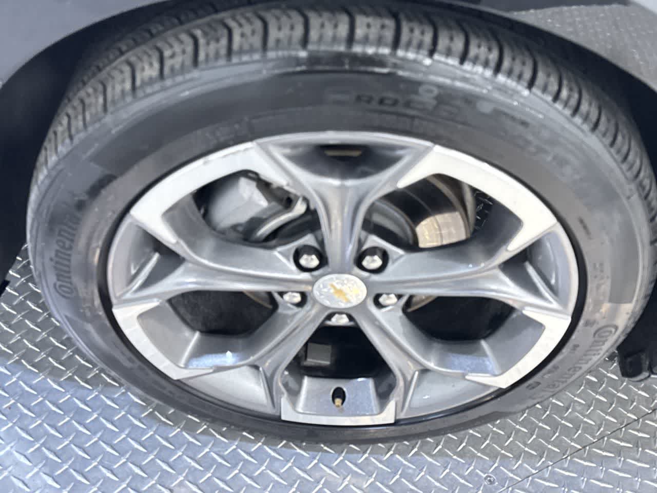 2024 Chevrolet Malibu LT Image 11 of 42