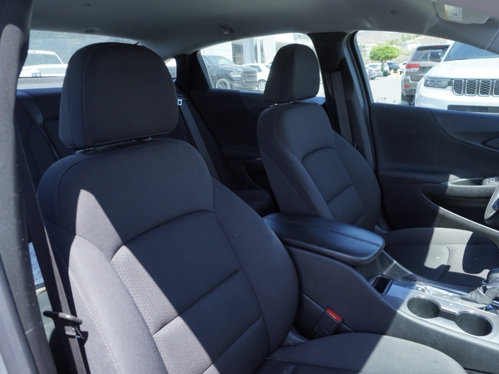 2024 Chevrolet Malibu LT Image 10 of 29