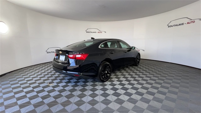 2024 Chevrolet Malibu LT Image 6 of 25