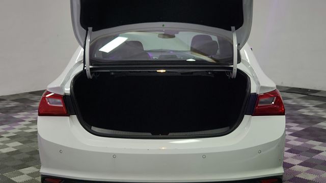 2024 Chevrolet Malibu LT Image 12 of 26