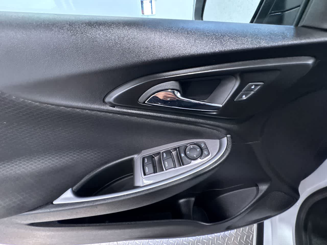 2024 Chevrolet Malibu LT Image 27 of 43