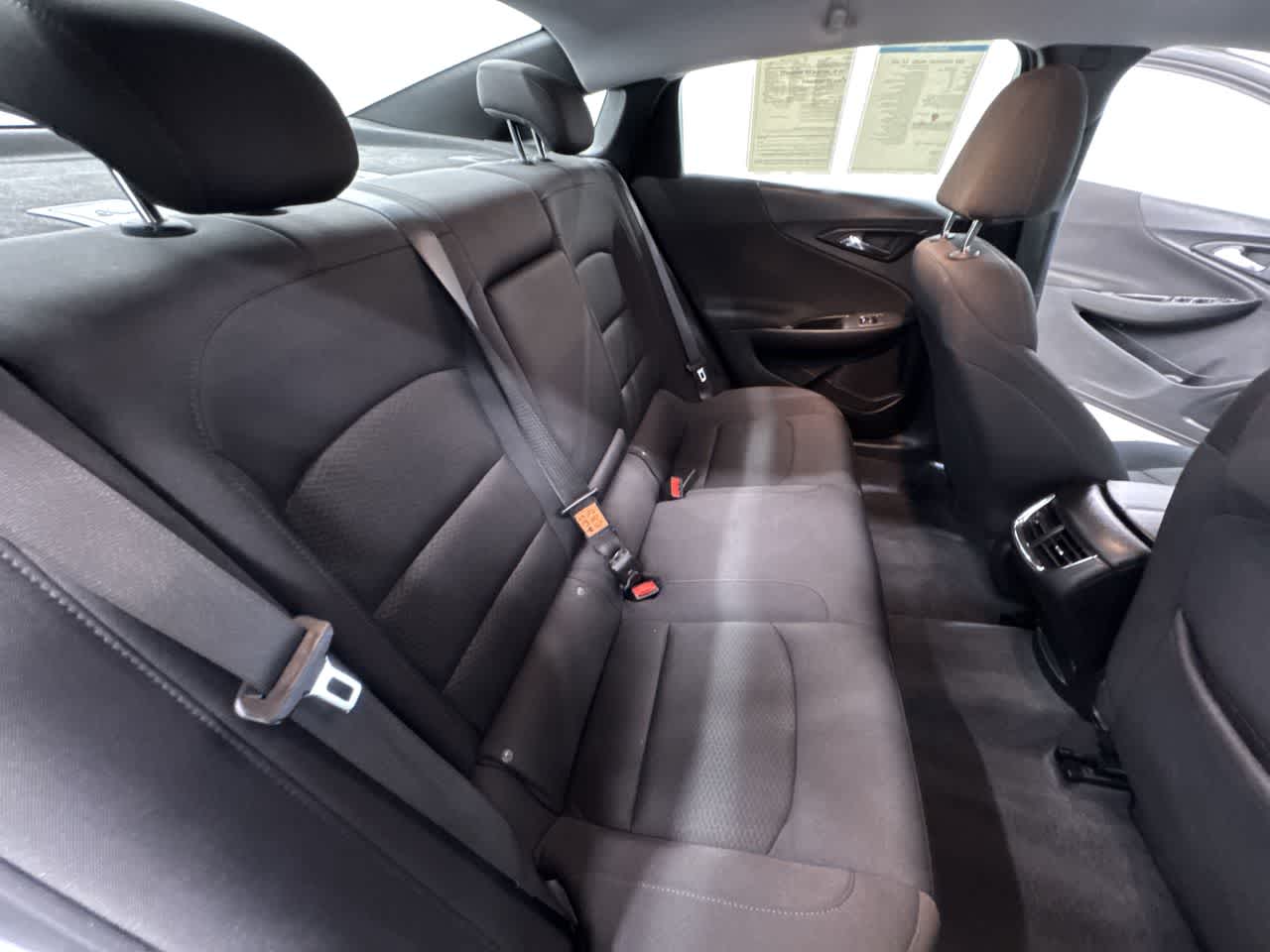 2024 Chevrolet Malibu LT Image 11 of 43