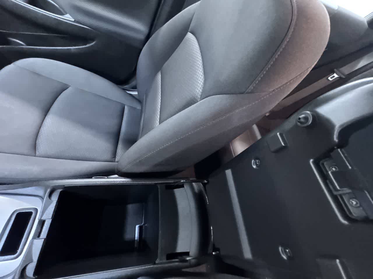 2024 Chevrolet Malibu LT Image 29 of 43