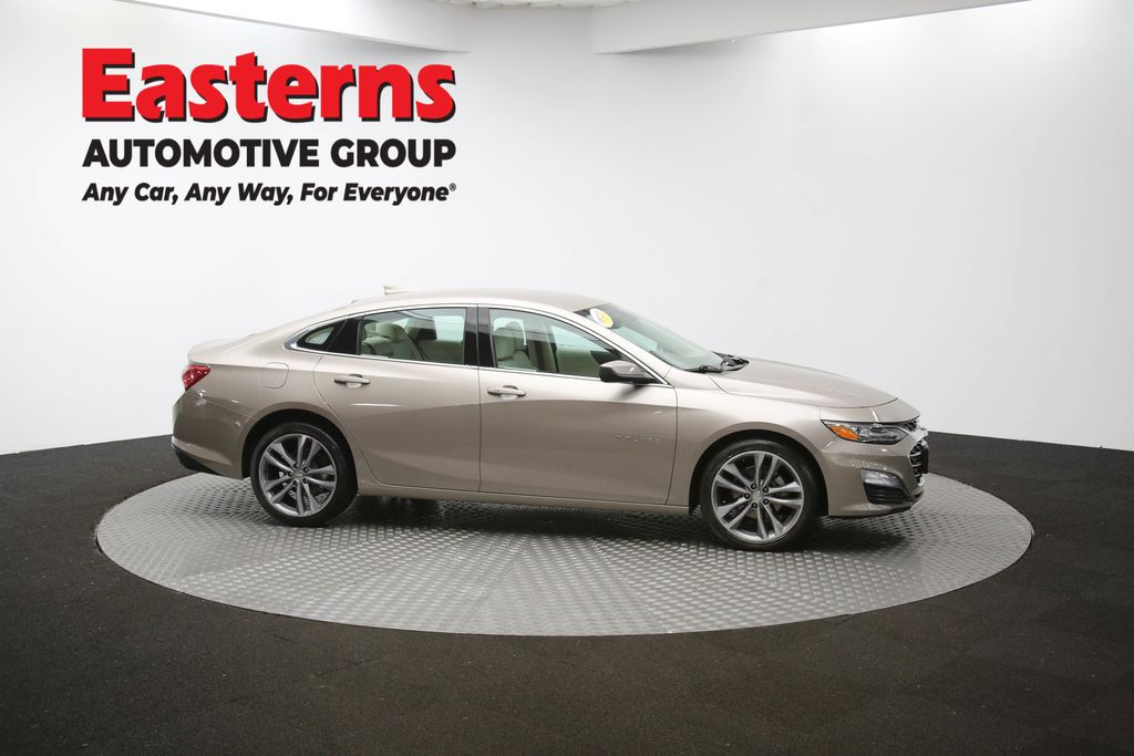 2024 Chevrolet Malibu LT Image 15 of 66