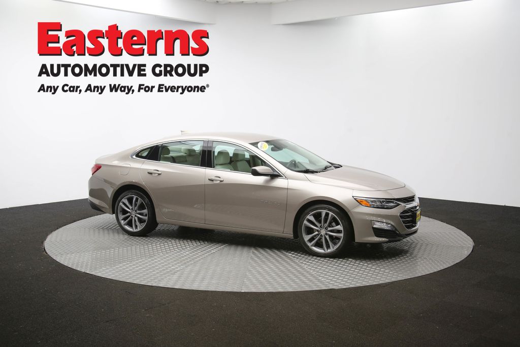 2024 Chevrolet Malibu LT Image 11 of 66