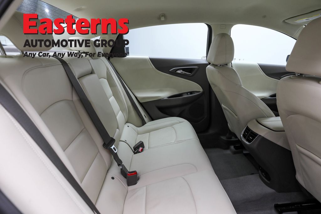 2024 Chevrolet Malibu LT Image 45 of 66