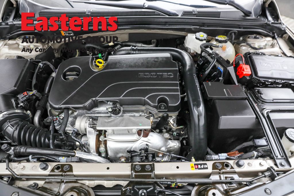 2024 Chevrolet Malibu LT Image 38 of 66