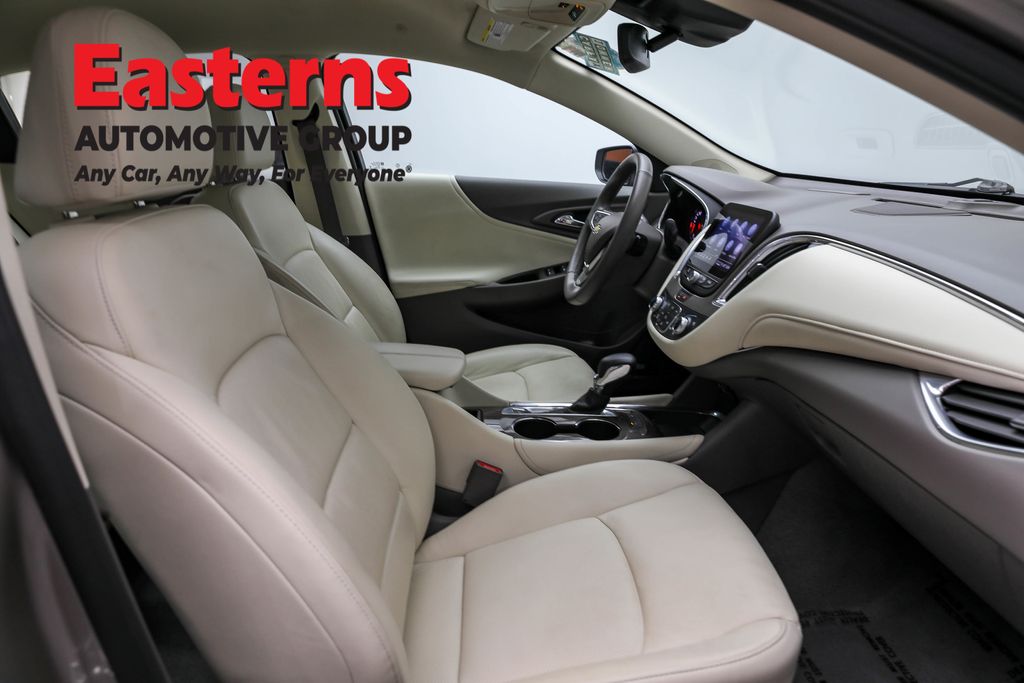 2024 Chevrolet Malibu LT Image 47 of 66