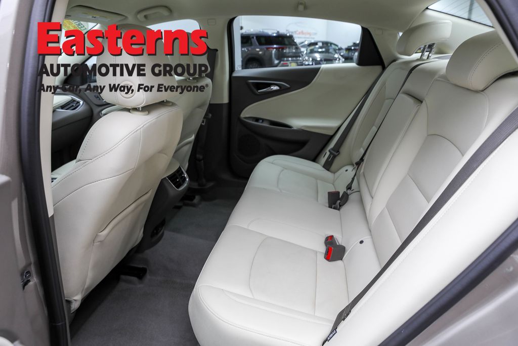 2024 Chevrolet Malibu LT Image 46 of 66