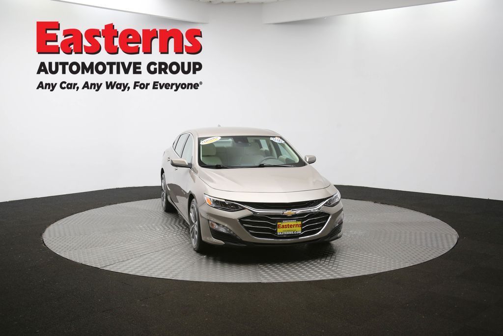 2024 Chevrolet Malibu LT Image 12 of 66